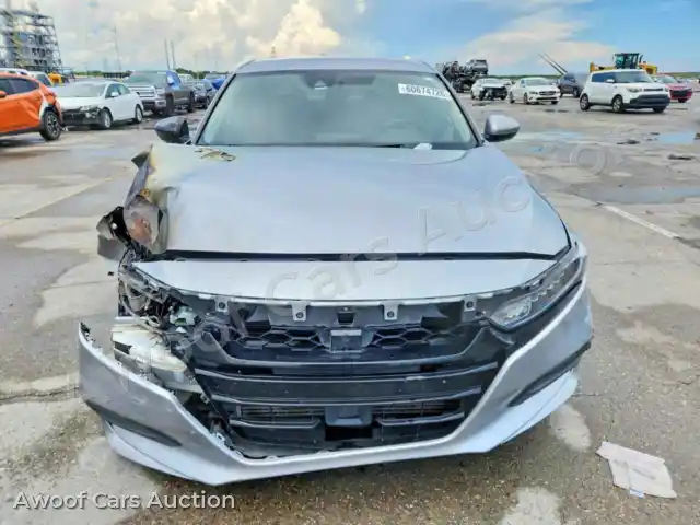 2018 Honda Accord 1HGCV1F1XJA235071 — hoton gwanjo Copart na 5