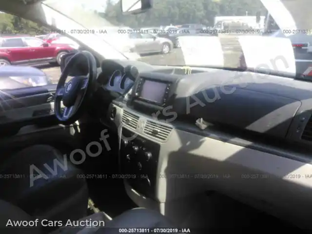 2012 Volkswagen Routan 2C4RVABG2CR277025 — Iaai auction photo 5