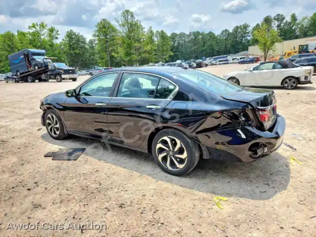 2017 Honda Accord 1HGCR2F88HA054584 — Copart auction photo 2