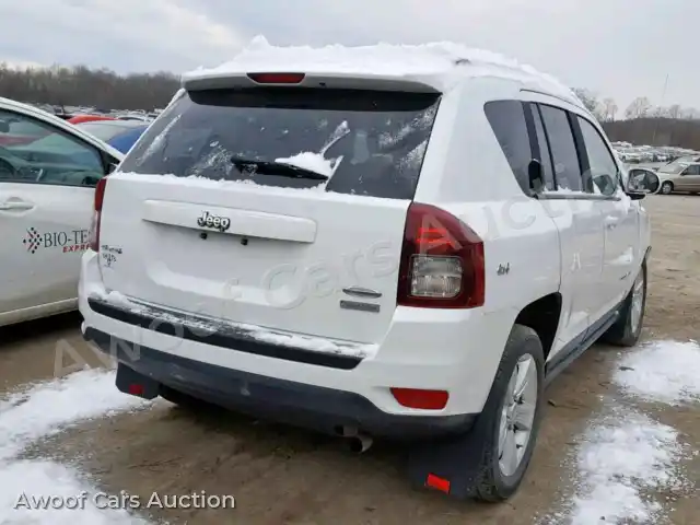 2016 Jeep Compass Latitude 1C4NJDEB6GD558961 — photo 4 de la vente Copart