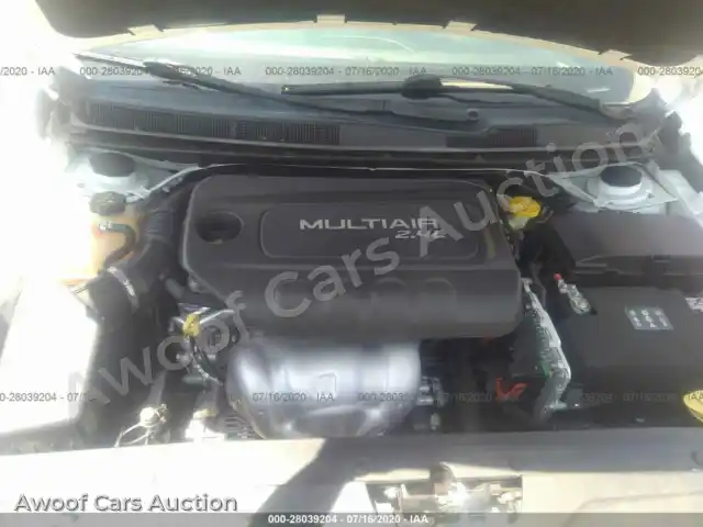 2015 Chrysler 200 1C3CCCBB3FN747533 — Iaai auction photo 10