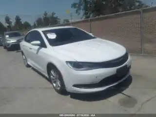 2015 Chrysler 200