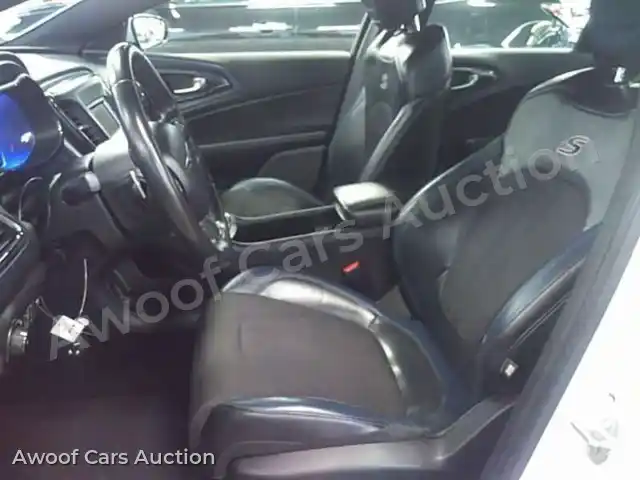 2015 Chrysler 200 1C3CCCBB3FN747533 — Manheim auction photo 3