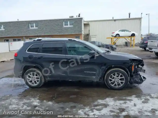 2018 Jeep Cherokee 1C4PJLLB3JD553228 — hoton gwanjo Iaai na 14