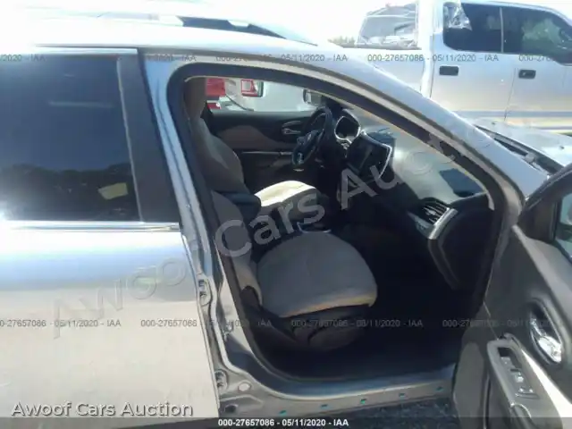 2015 Jeep Cherokee 1C4PJLCB2FW759863 — Iaai auction photo 5