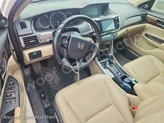 2017 Honda Accord 1HGCR3F89HA018411 — photo 8 de la vente Copart