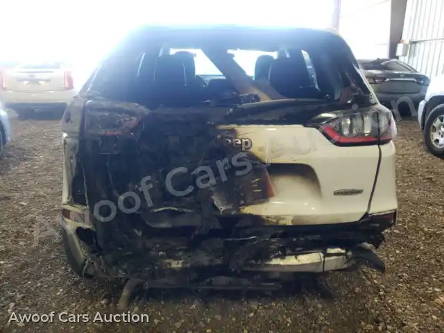 2019 Jeep Cherokee 1C4PJLLB3KD312920 — hoton gwanjo Copart na 9