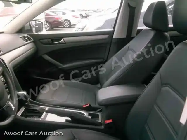 2014 Volkswagen Passat 1VWBT7A30EC065242 — Manheim auction photo 3