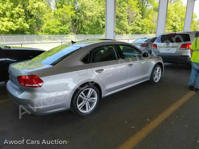 2014 Volkswagen Passat 1VWBT7A30EC065242 — Manheim auction photo 4