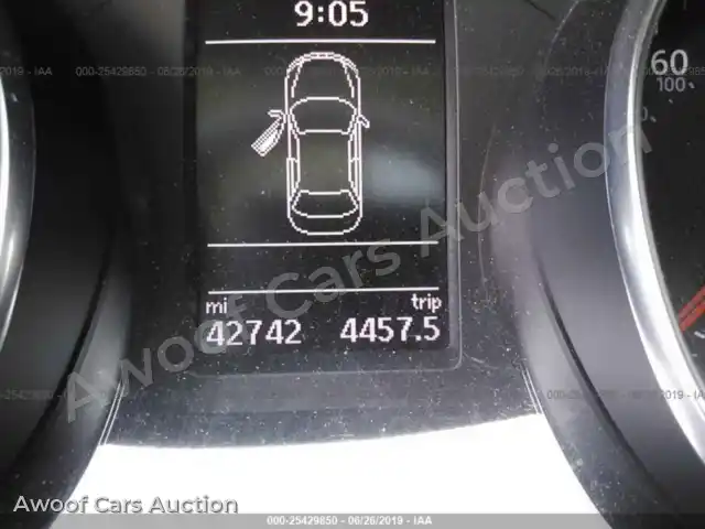 2017 Volkswagen Passat 1VWBT7A32HC023045 — photo 7 de la vente Iaai