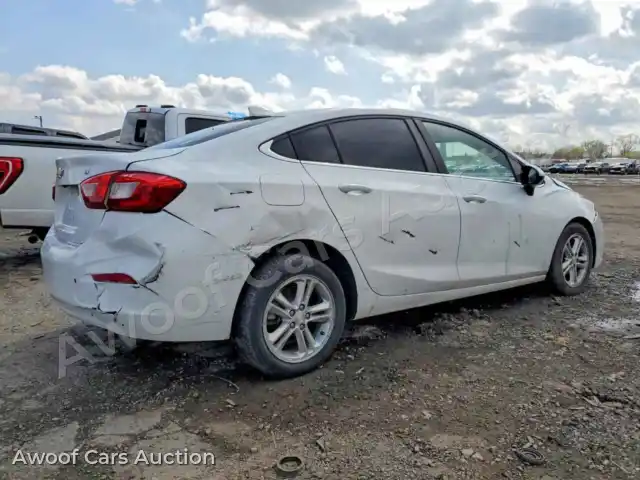 2017 Chevrolet Cruze 1G1BE5SM8H7236222 — photo 3 de la vente Copart