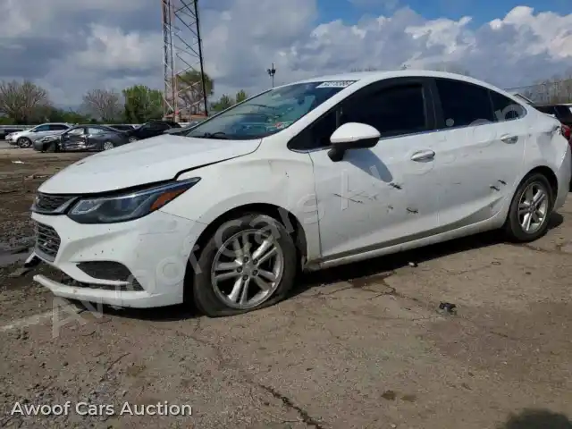 2017 Chevrolet Cruze 1G1BE5SM8H7236222 — photo 1 de la vente Copart