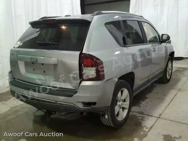 2015 Jeep Compass 1C4NJDEB2FD357685 — Copart auction photo 4