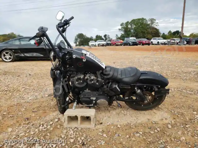 2020 Harley-Davidson XL883 N 1HD4LE210LB432655 — Copart auction photo 3