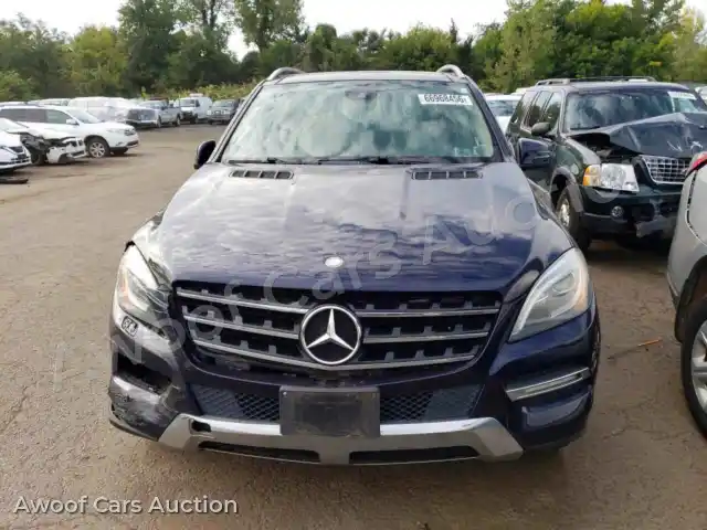 2012 Mercedes-Benz M-Class 4JGDA5HB8CA088100 — Copart auction photo 5