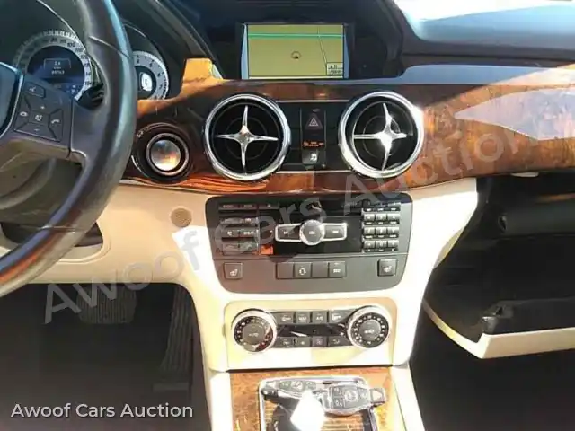 2013 Mercedes-Benz GLK 350 WDCGG5HB0DF989072 — Manheim auction photo 4