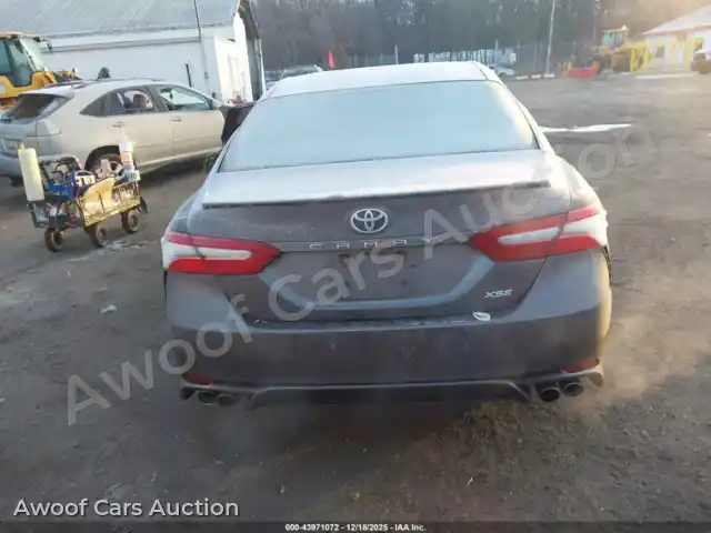 2018 Toyota Camry 4T1B61HK3JU058581 — Iaai auction photo 17