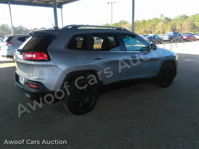 2015 Jeep Cherokee 1C4PJLCB5FW694636 — Manheim auction photo 2