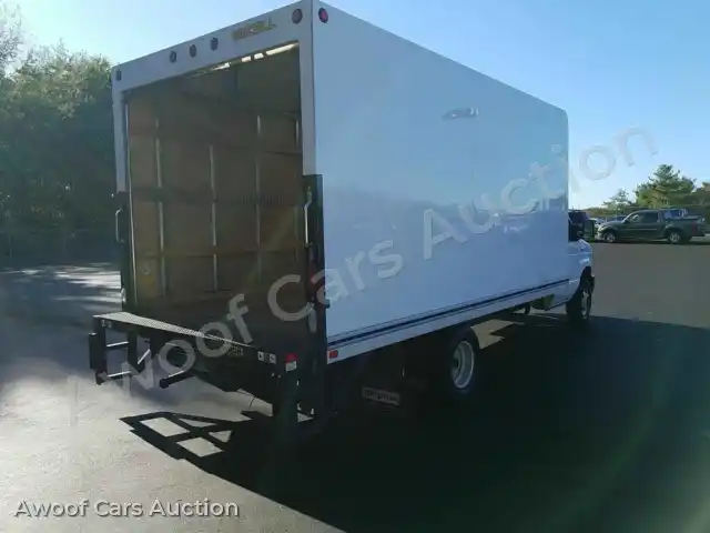 2017 Ford Econoline 1FDWE3FS1HDC32208 — photo 2 de la vente Manheim