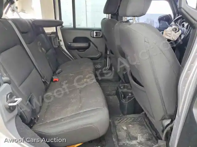 2018 Jeep Wrangler 1C4HJXDG0JW136997 — photo 11 de la vente Copart