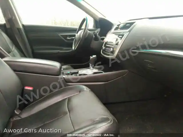 2017 Nissan Altima 1N4AL3APXHC268420 — Iaai auction photo 5