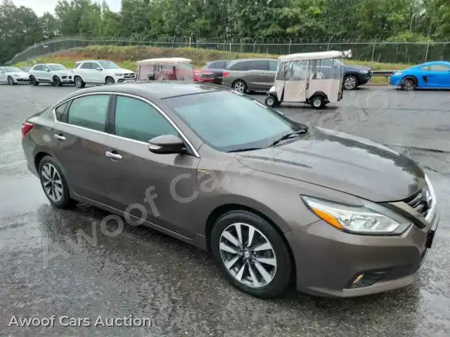 2017 Nissan Altima 1N4AL3APXHC268420 — Manheim auction photo 3