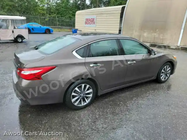 2017 Nissan Altima 1N4AL3APXHC268420 — Manheim auction photo 4