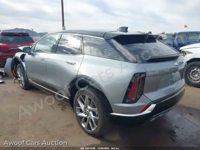 2025 Cadillac Optiq 3GYK3DMR2SS263371 — Iaai auction photo 3