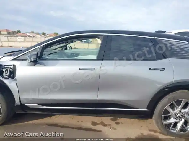 2025 Cadillac Optiq 3GYK3DMR2SS263371 — Iaai auction photo 15
