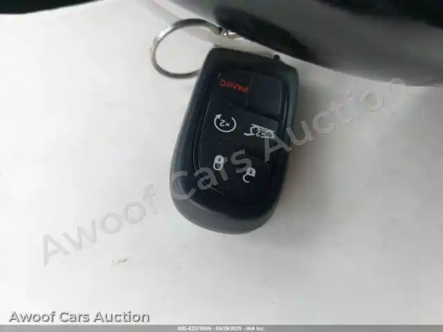 2020 Jeep Cherokee 1C4PJLDB5LD610367 — Iaai auction photo 11