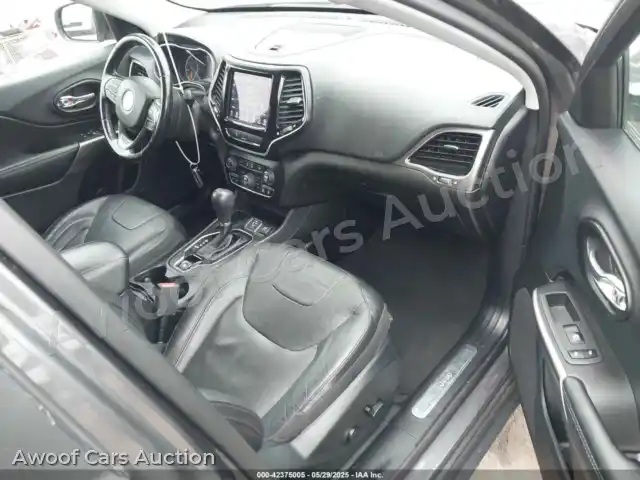 2020 Jeep Cherokee 1C4PJLDB5LD610367 — Iaai auction photo 5