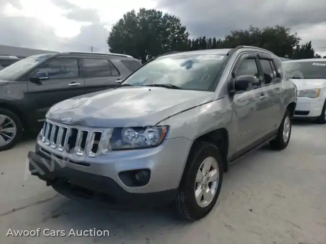 2015 Jeep Compass 1C4NJCBA4FD138152 — Copart auction photo 2