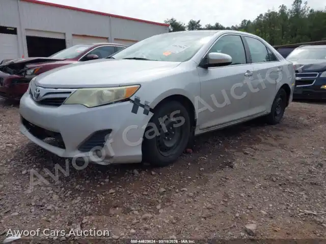 2014 Toyota Camry 4T1BF1FK7EU402986 — Iaai auction photo 2