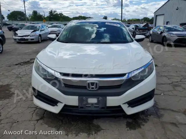 2018 Honda Civic 19XFC2F76JE034048 — Copart auction photo 5