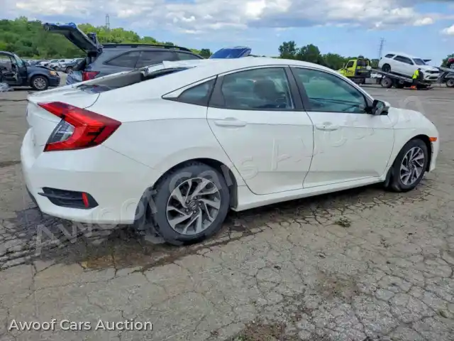 2018 Honda Civic 19XFC2F76JE034048 — Copart auction photo 3