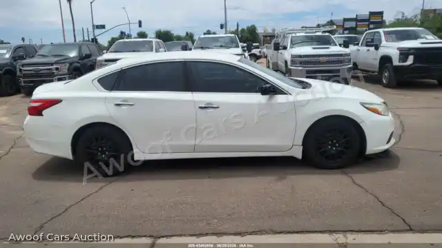 2017 Nissan Altima 1N4AL3AP9HN346366 — Iaai auction photo 13