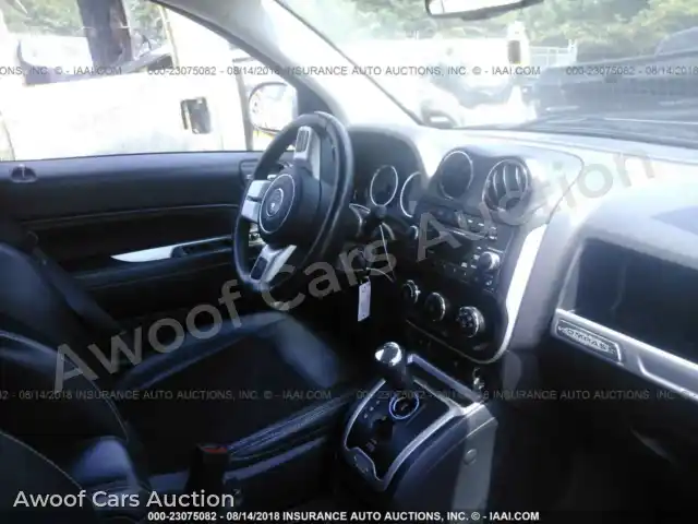 2016 Jeep Compass 1C4NJDEB7GD637703 — Iaai auction photo 5