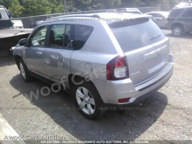 2016 Jeep Compass 1C4NJDEB7GD637703 — Iaai auction photo 3