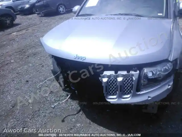2016 Jeep Compass 1C4NJDEB7GD637703 — Iaai auction photo 6