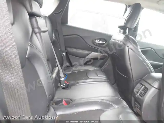 2019 Jeep Cherokee 1C4PJLLBXKD226150 — Iaai auction photo 8