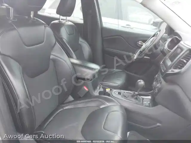 2019 Jeep Cherokee 1C4PJLLBXKD226150 — Iaai auction photo 5