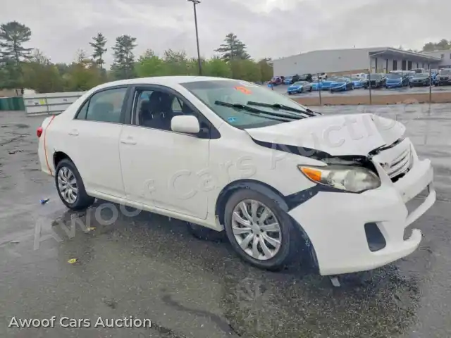 2013 Toyota Corolla LE 2T1BU4EE8DC951955 — Copart auction photo 4