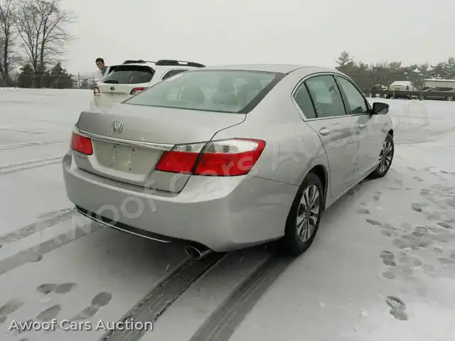 2013 Honda Accord 1HGCR2F32DA280733 — Manheim auction photo 2