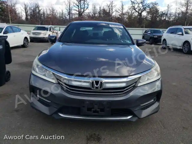 2017 Honda Accord 1HGCR2F5XHA163537 — Copart auction photo 5
