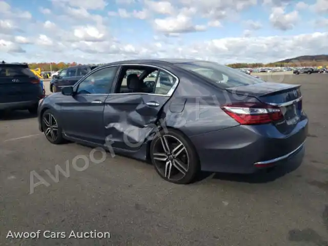 2017 Honda Accord 1HGCR2F5XHA163537 — Copart auction photo 2