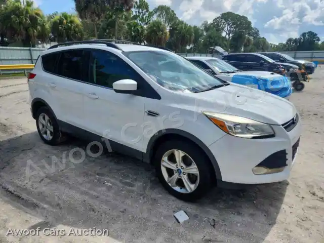 2013 Ford Escape 1FMCU9GX6DUB35678 — photo 4 de la vente Copart