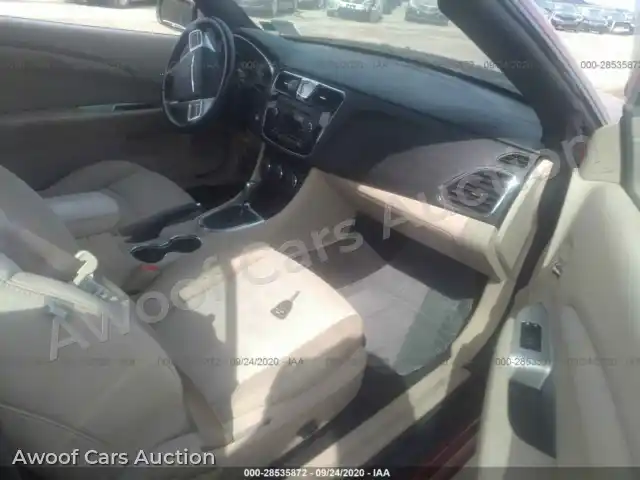 2012 Chrysler 200 1C3BCBEB0CN249285 — Iaai auction photo 5