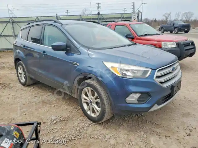 2018 Ford Escape 1FMCU0GD7JUB47786 — Copart auction photo 4