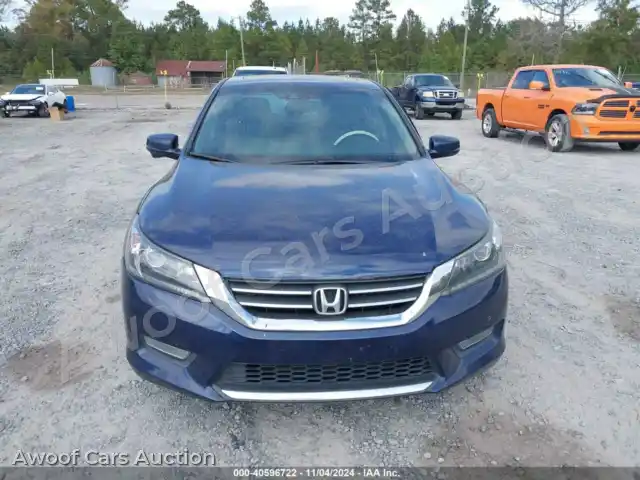 2013 Honda Accord 1HGCR3F80DA002771 — photo 12 de la vente Iaai