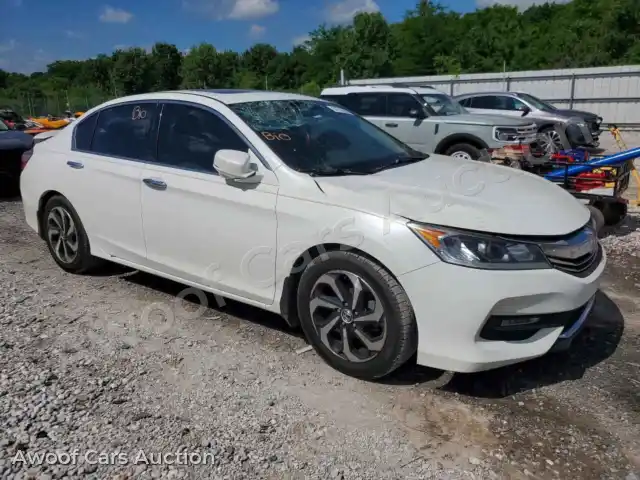 2017 Honda Accord 1HGCR3F83HA043255 — hoton gwanjo Copart na 4